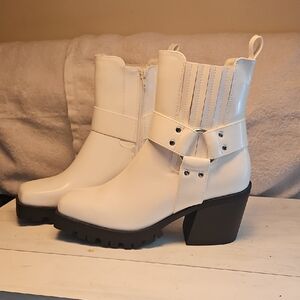 MOTO BIKER GLOSSY HARNESS BOOTS